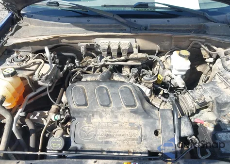 2005 Mazda Tribute S из США, поврежденный, VIN 4F2YZ04125KM62227